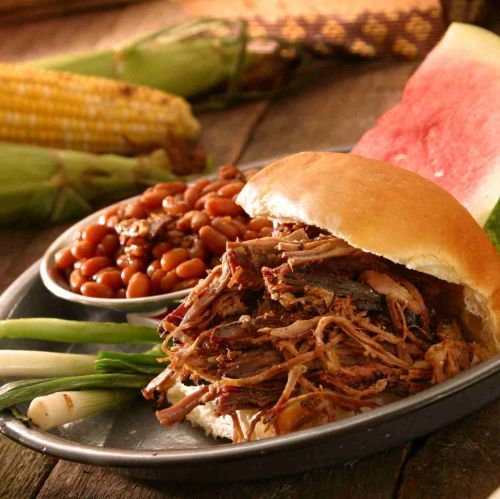 BBQ Pulled Pork Recipe – Family Friendly Farms